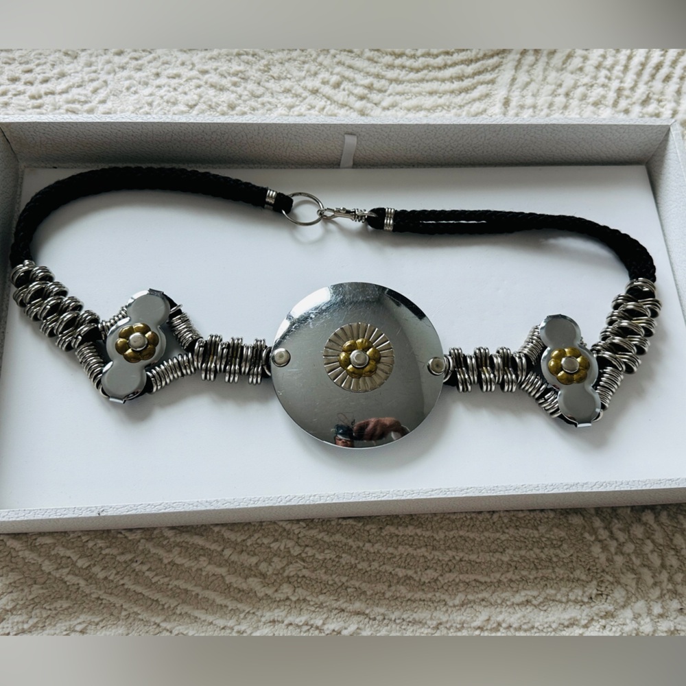 Vintage Statement Metal Medallion Belt | Sculptural Mixed Metal Waist Belt - Picture 4 of 9